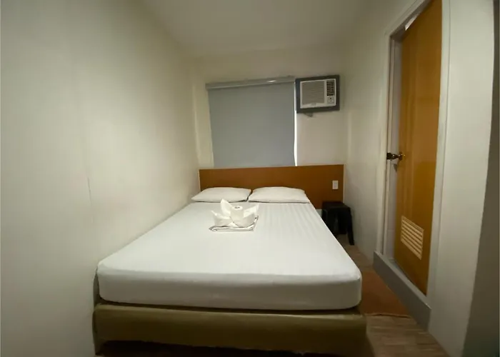 Hotel Oyo 878 Dg Budget Naia Manila