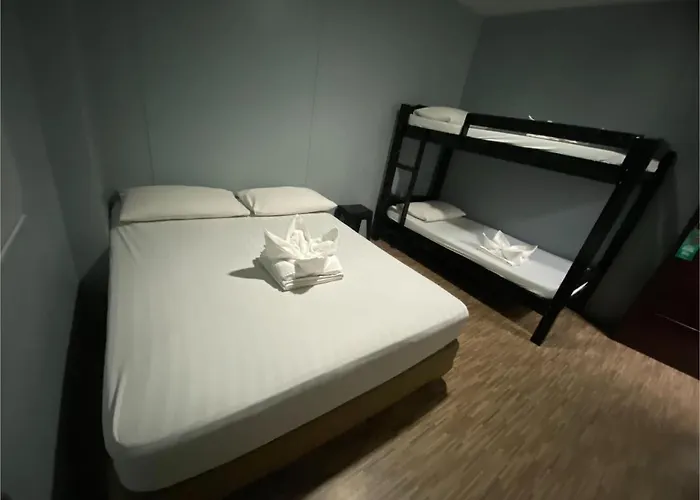 Hotel Oyo 878 Dg Budget Naia