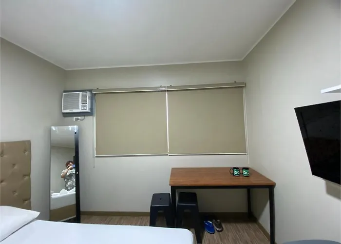 Oyo 878 Dg Budget Naia Hotel Manila